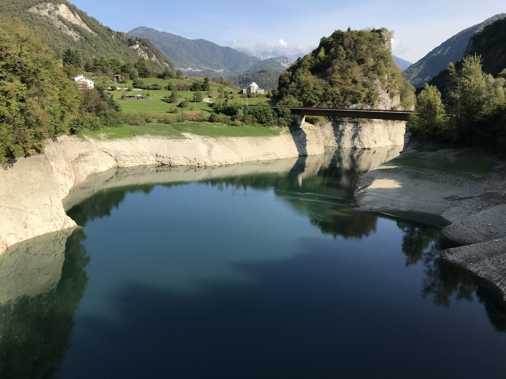 Lago di Corlo.JPG