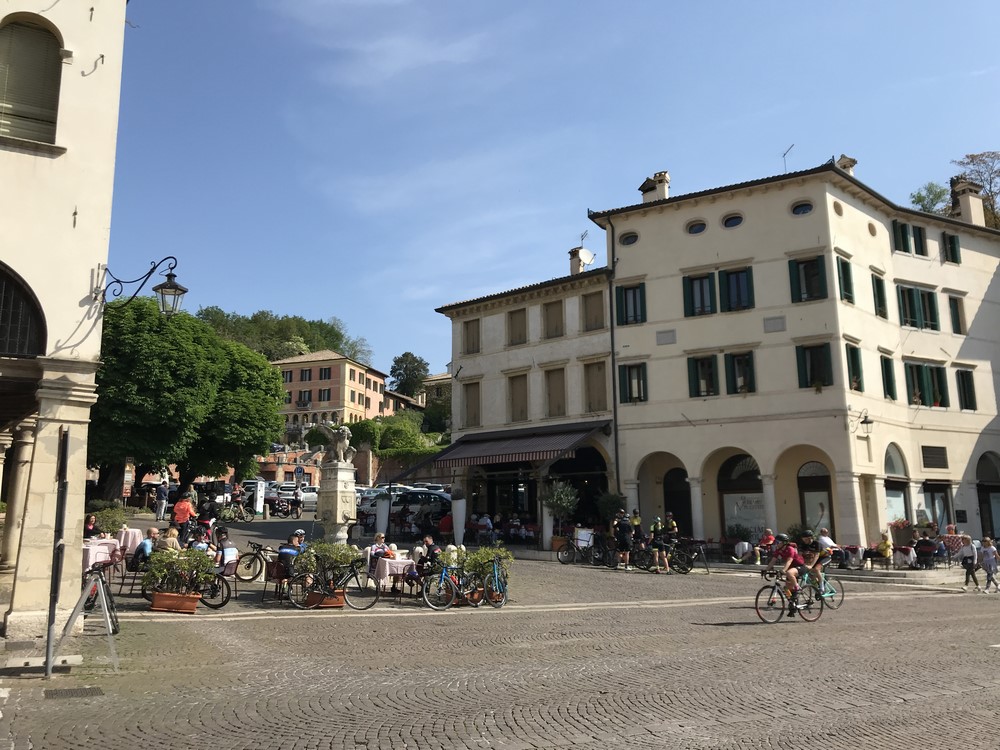 Asolo - Fontana Maggiore.JPG