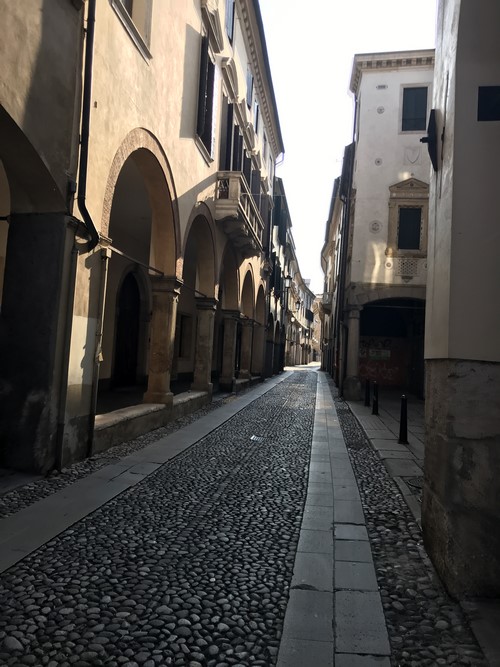 Padova - Via del Vescovado.JPG